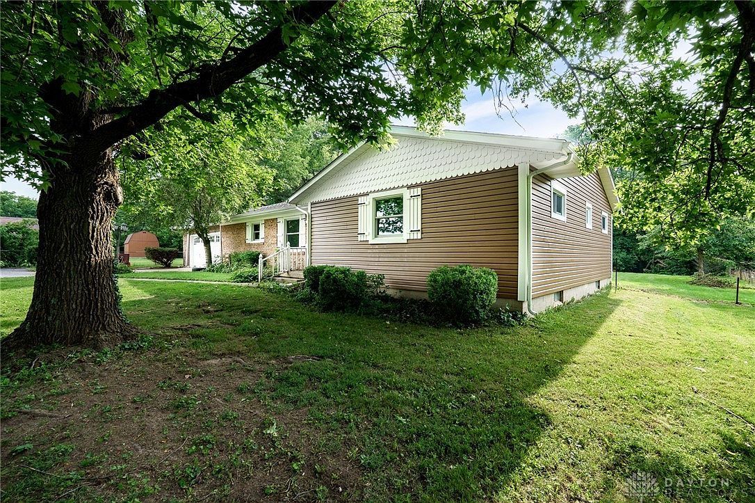 3390 Spence Rd New Carlisle, OH 45344 - Thumbnail 4