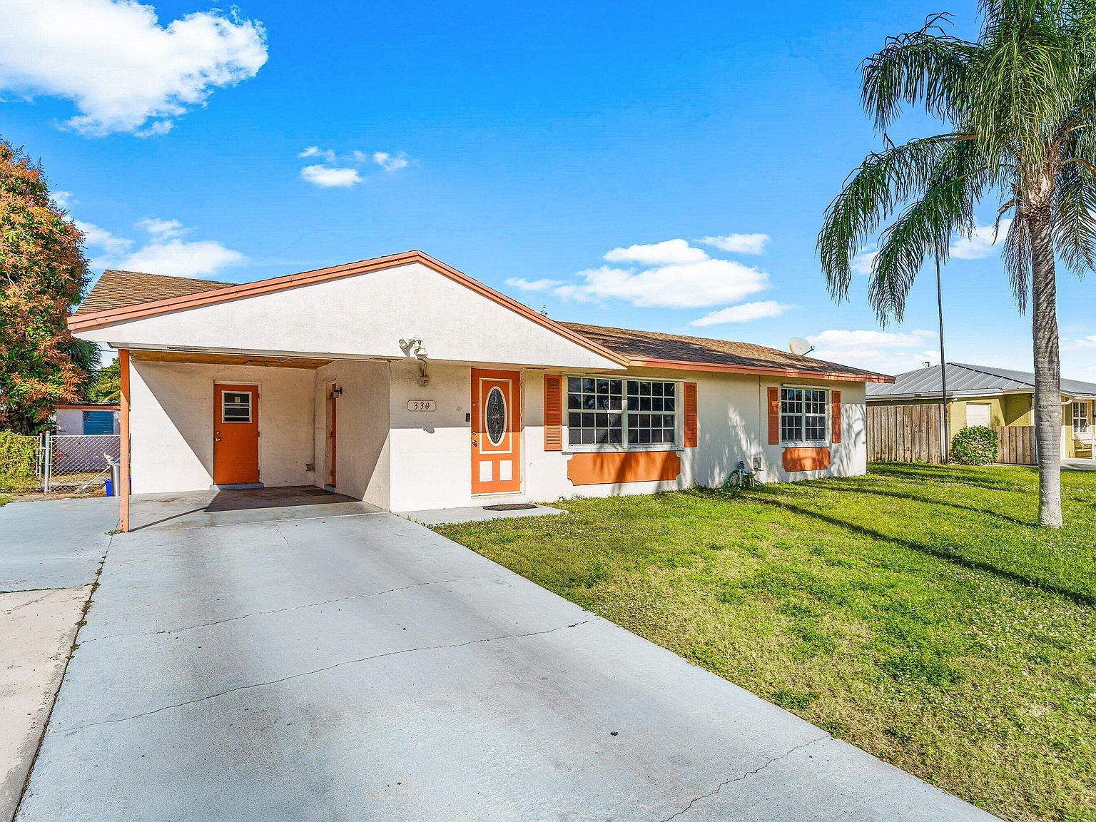 330 W 22nd Ct Riviera Beach, FL 33404 - Thumbnail 4