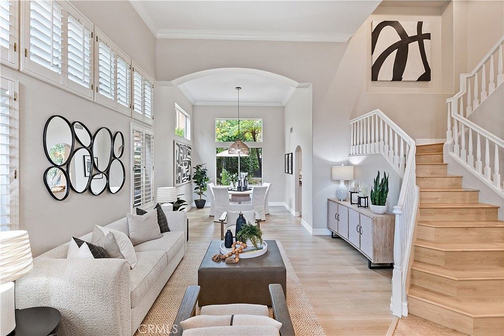 2741 Timmons Tustin, CA 92782 - Thumbnail 4