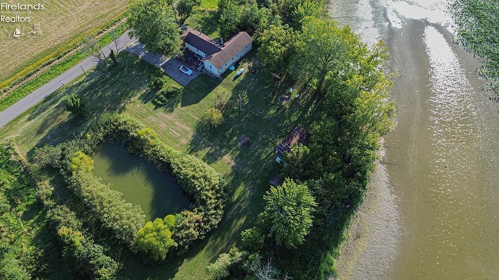 7723 W Little Portage East Rd Oak Harbor, OH 43449 - Thumbnail 4