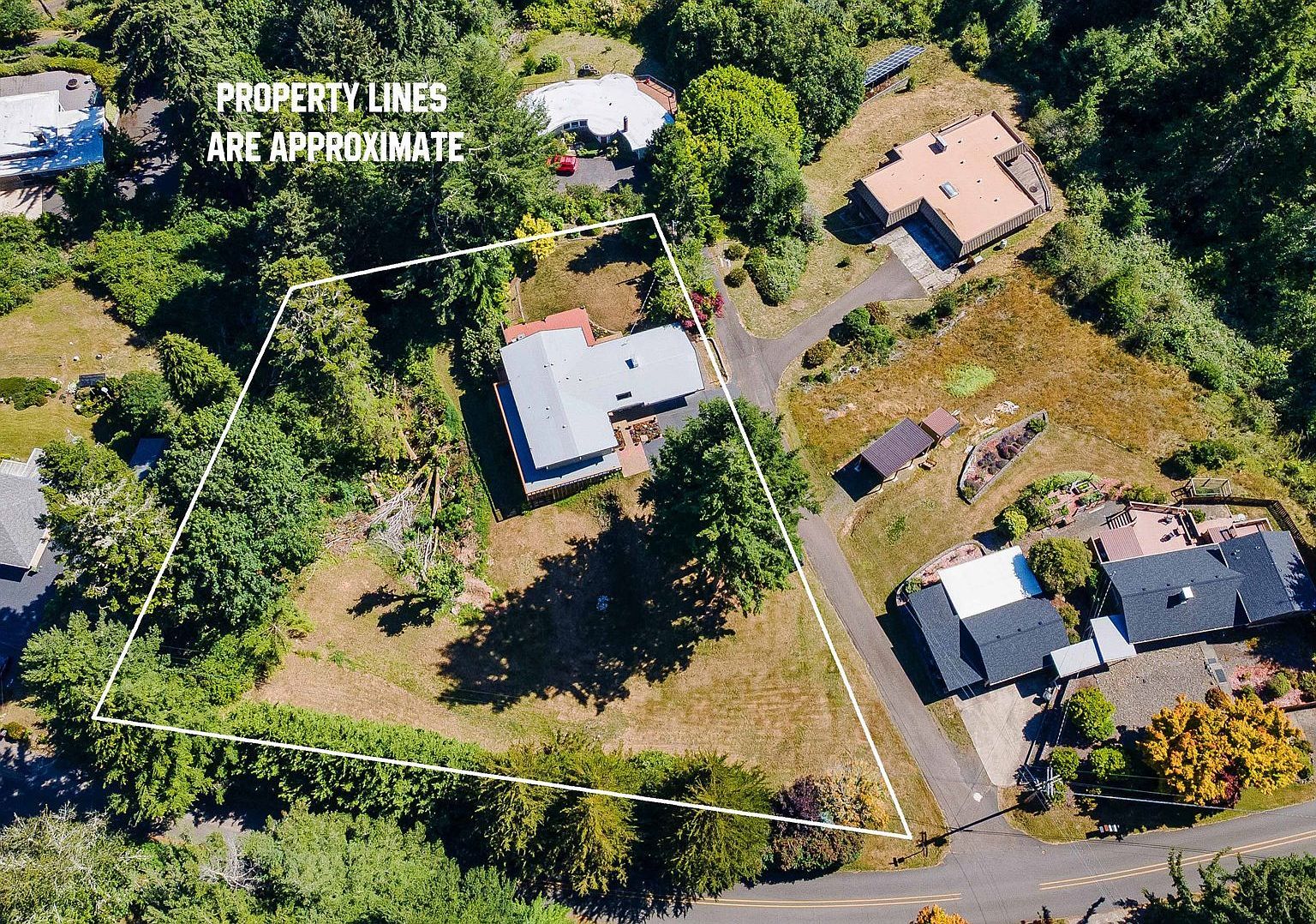 67315 Fern Ln North Bend, OR 97459 - Thumbnail 4