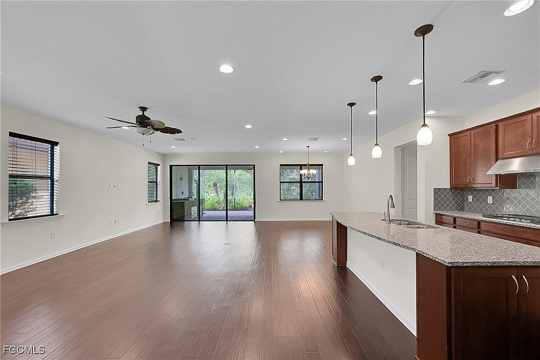 6612 Ensor Ct Fort Myers, FL 33966 - Thumbnail 4