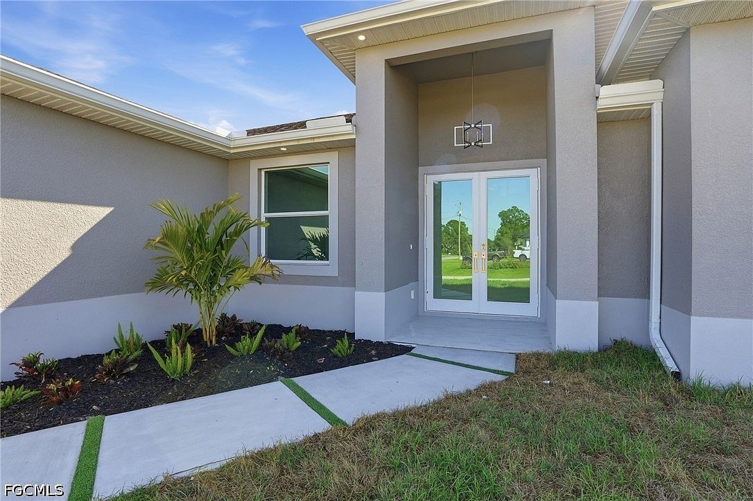 429 Palmyra Ave Lehigh Acres, FL 33974 - Thumbnail 4