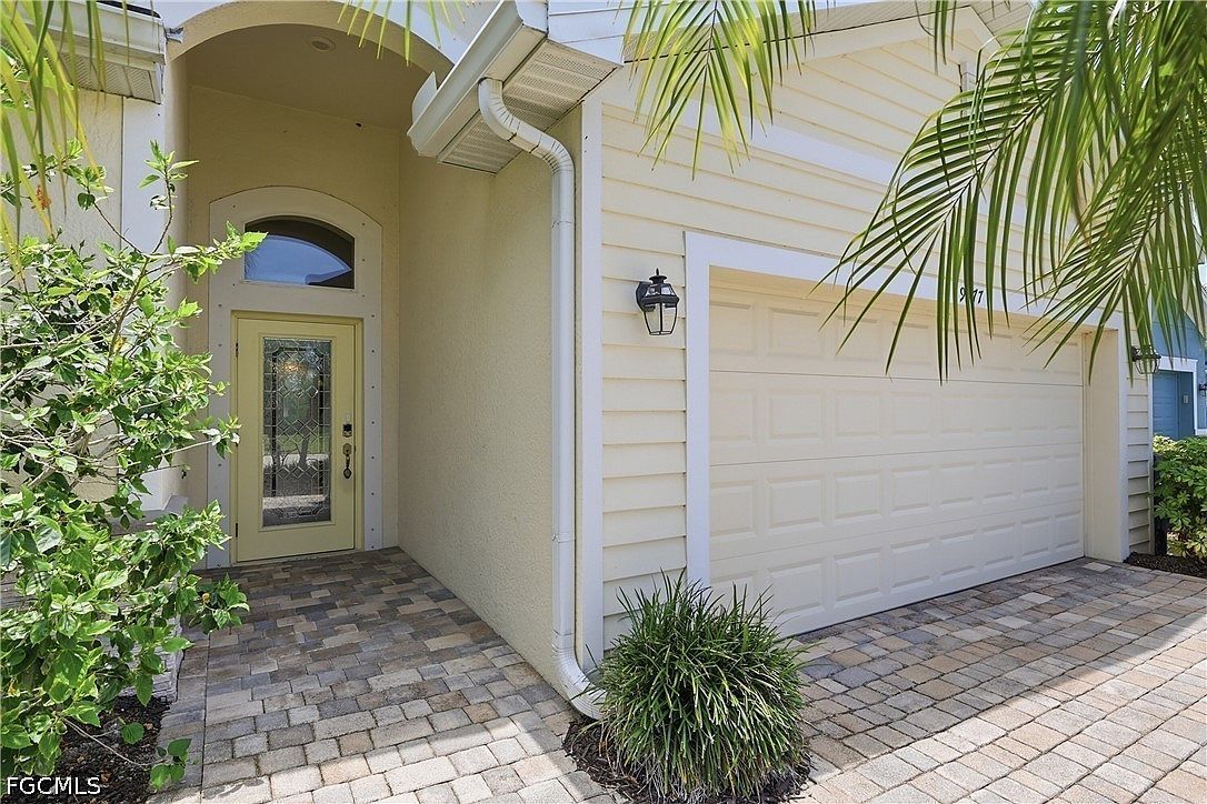 9577 Mirada Blvd Fort Myers, FL 33908 - Thumbnail 4