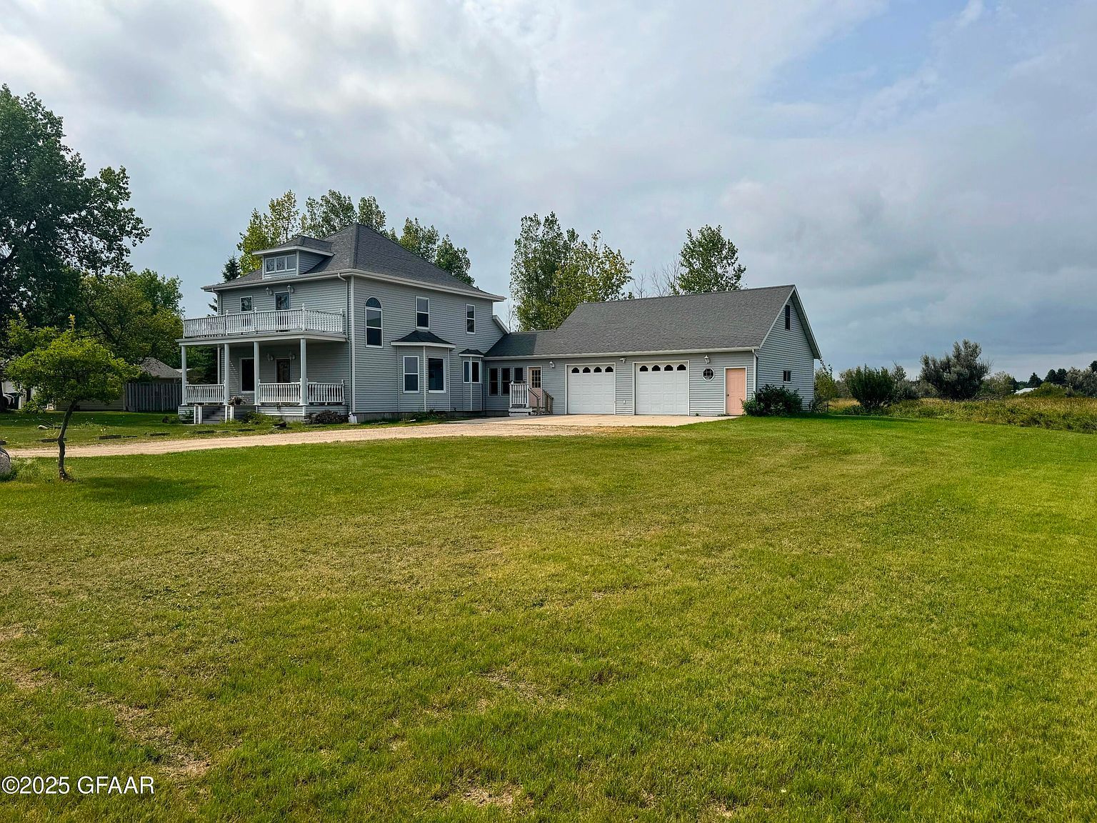 2613 29th Ave SW Devils Lake, ND 58301 - Thumbnail 4