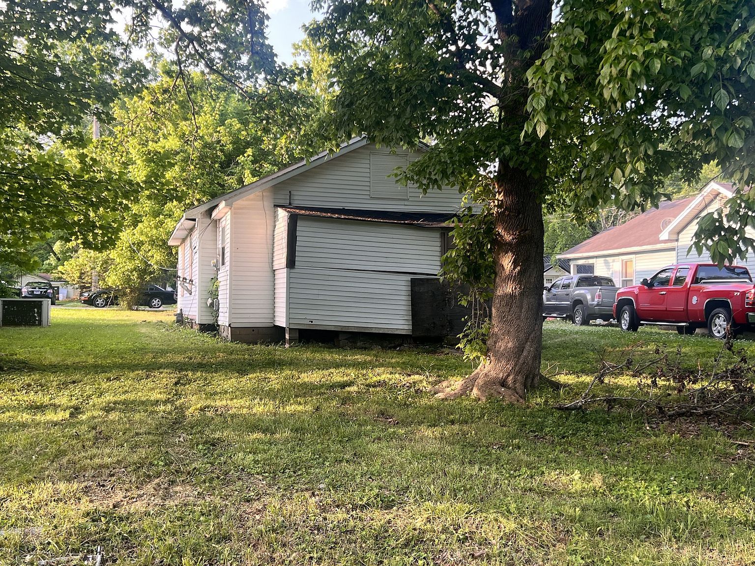 813 Curtis St Paris, TN 38242 - Thumbnail 4