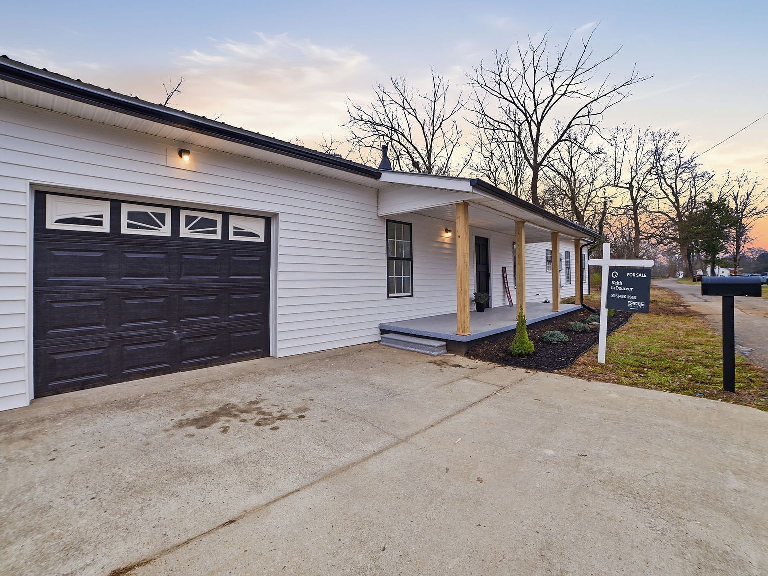 203 E Duffle St Waverly, TN 37185 - Thumbnail 4