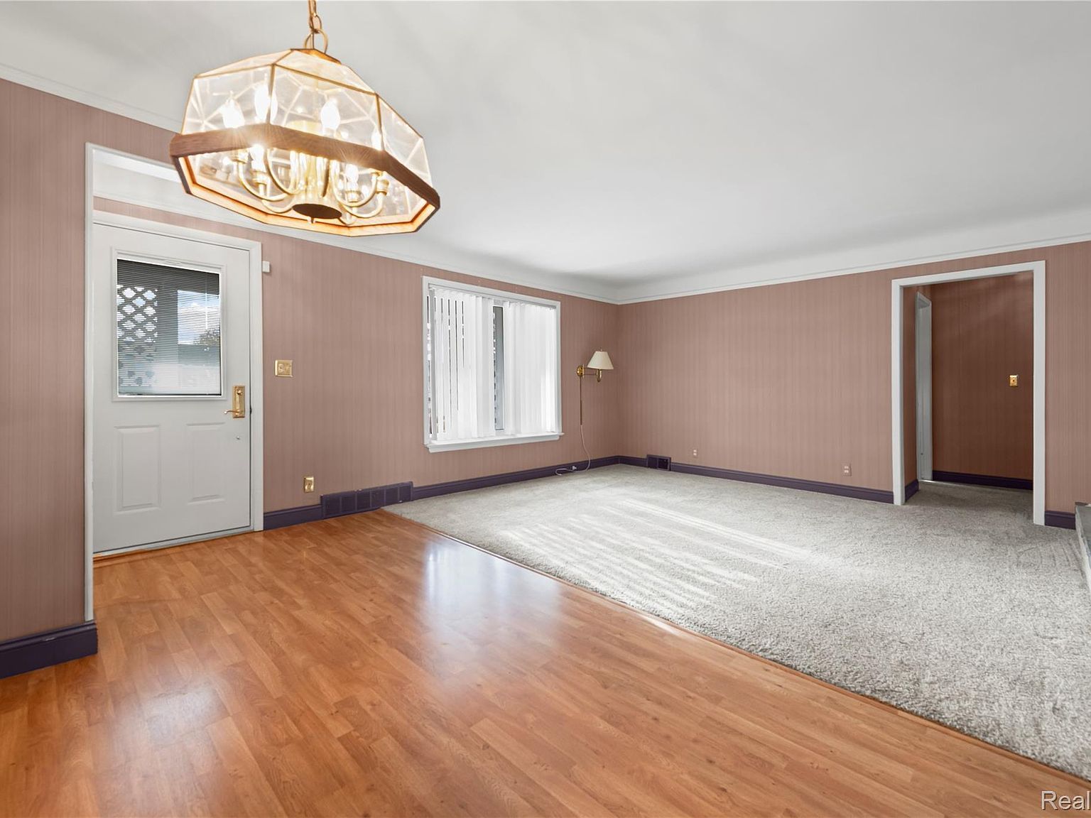 31670 Mackenzie Dr Westland, MI 48185 - Thumbnail 4