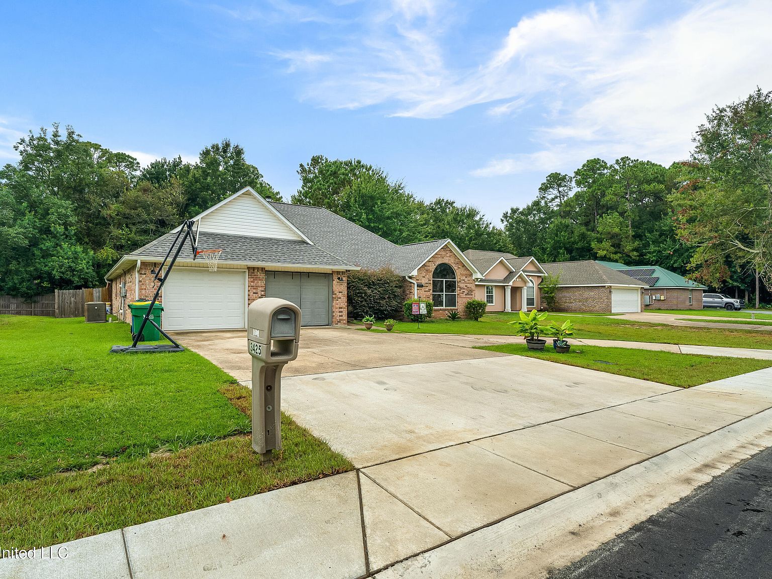 3425 Beach View Dr Ocean Springs, MS 39564 - Thumbnail 4