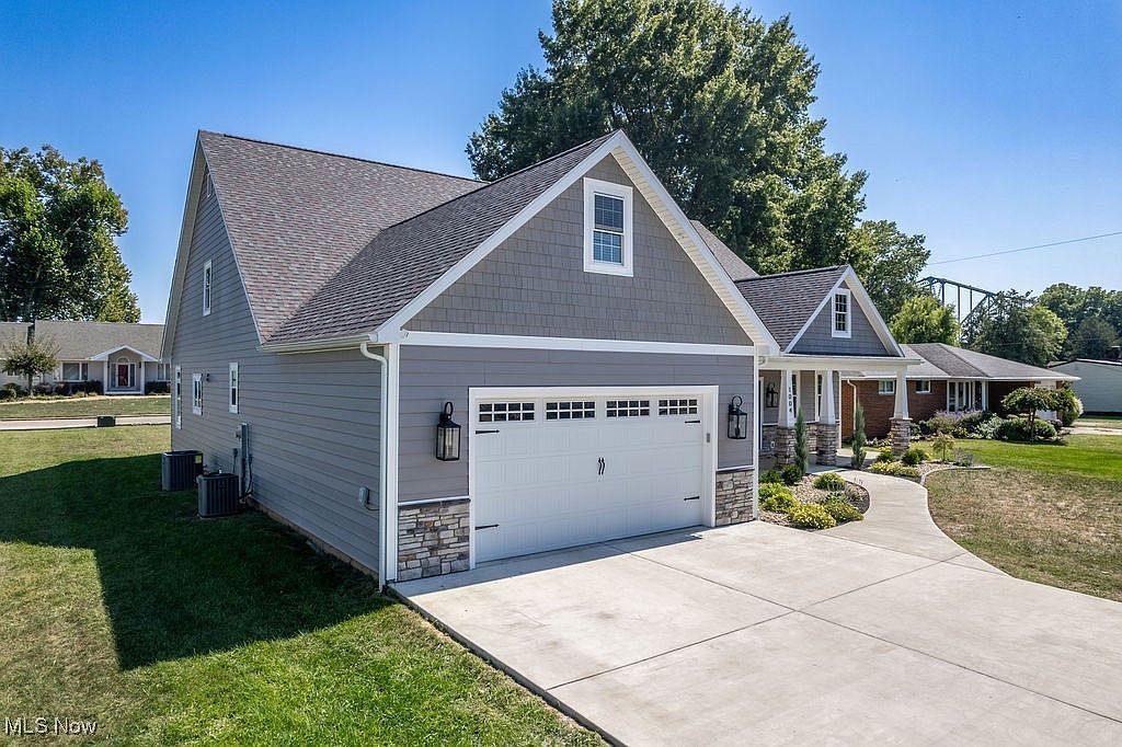 1004 Florence St Belpre, OH 45714 - Thumbnail 4