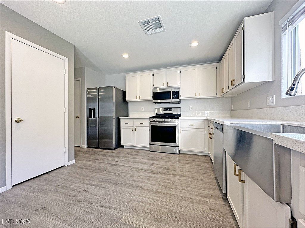 2421 Lilac Cove St Las Vegas, NV 89135 - Thumbnail 4