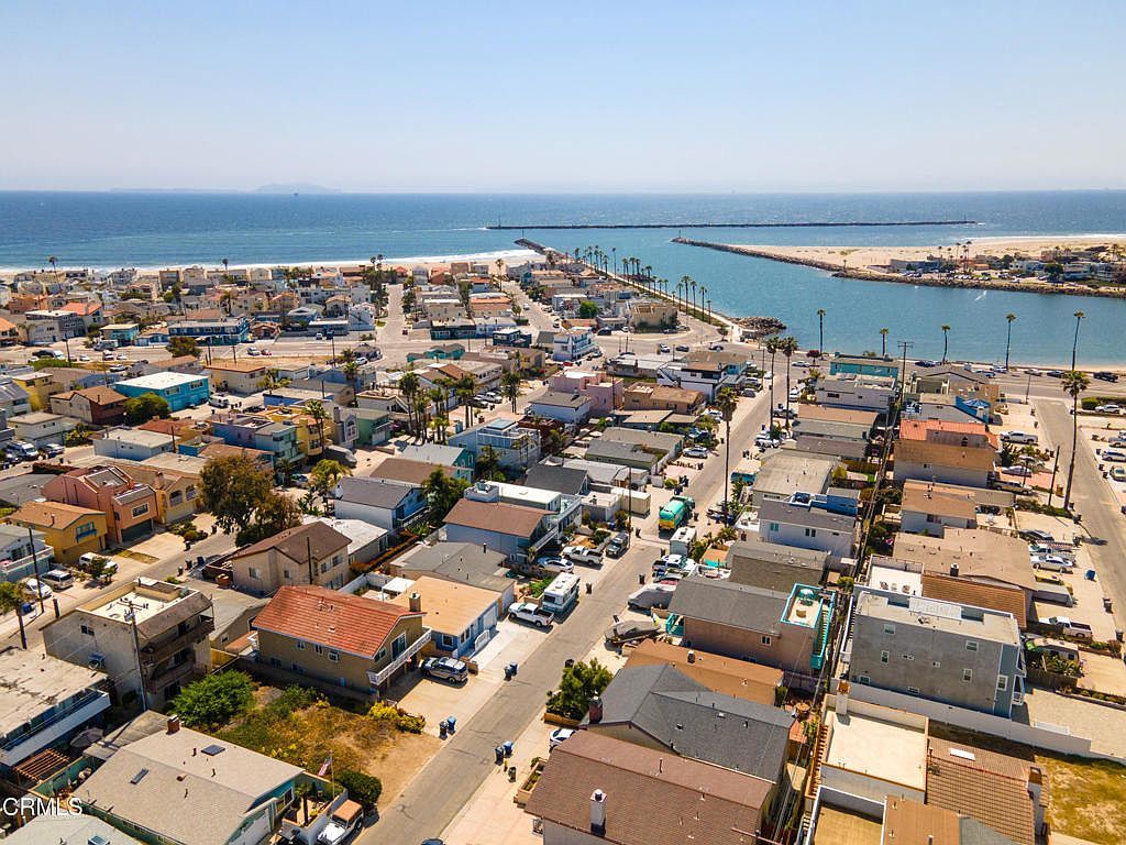 316 Santa Monica Dr Oxnard, CA 93035 - Thumbnail 4