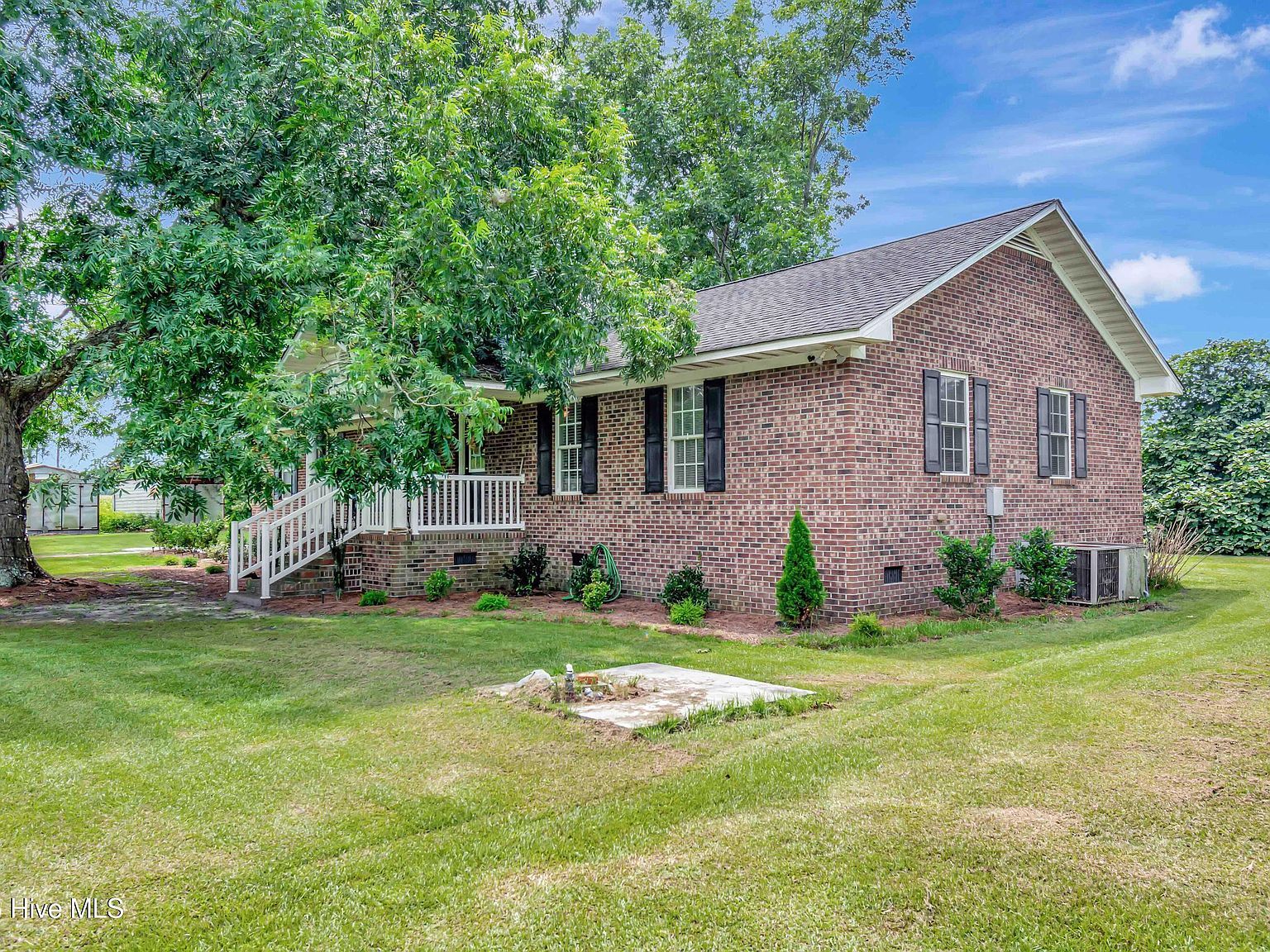 1079 Charlie Williamson Rd Whiteville, NC 28472 - Thumbnail 4