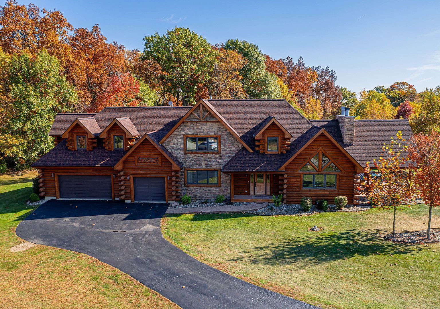 6125 Tulip Ln Grant Park, IL 60940 - Thumbnail 4