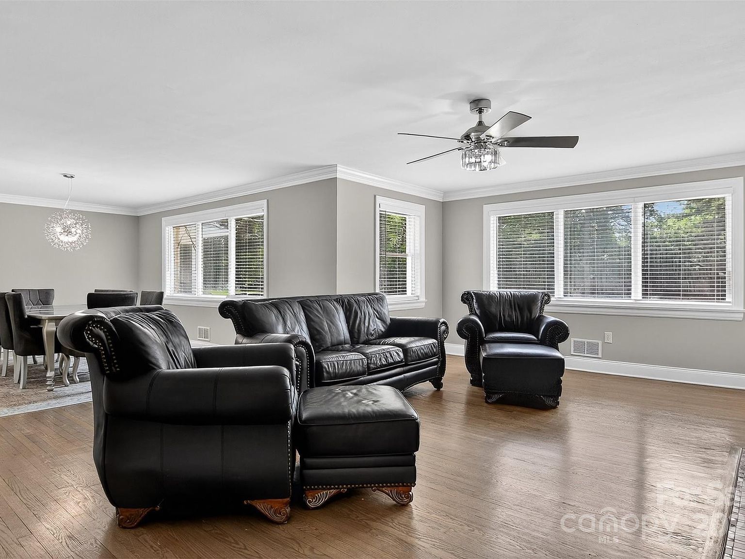 3127 N Center St Hickory, NC 28601 - Thumbnail 4