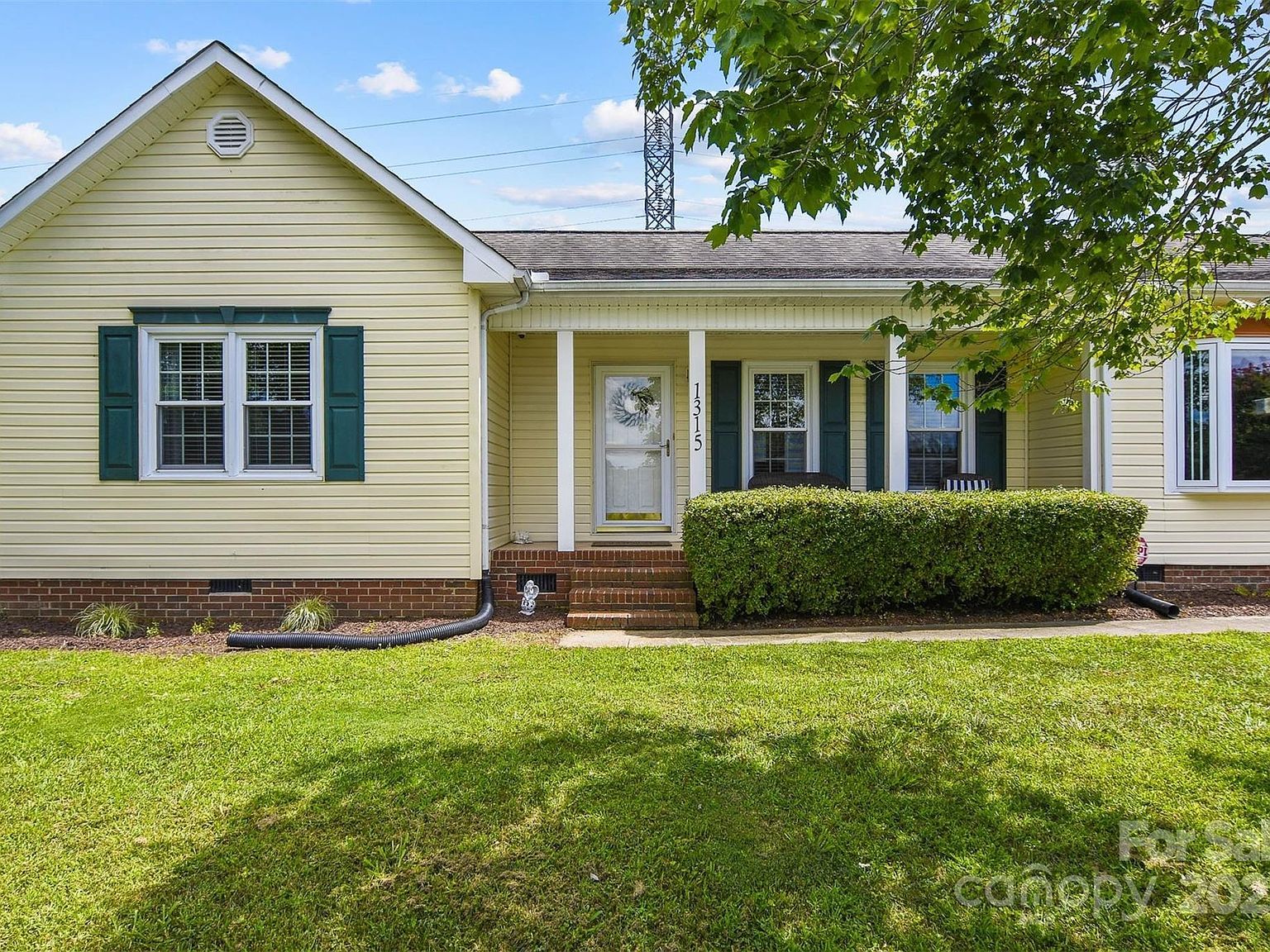 1315 Pear Dr Conover, NC 28613 - Thumbnail 4