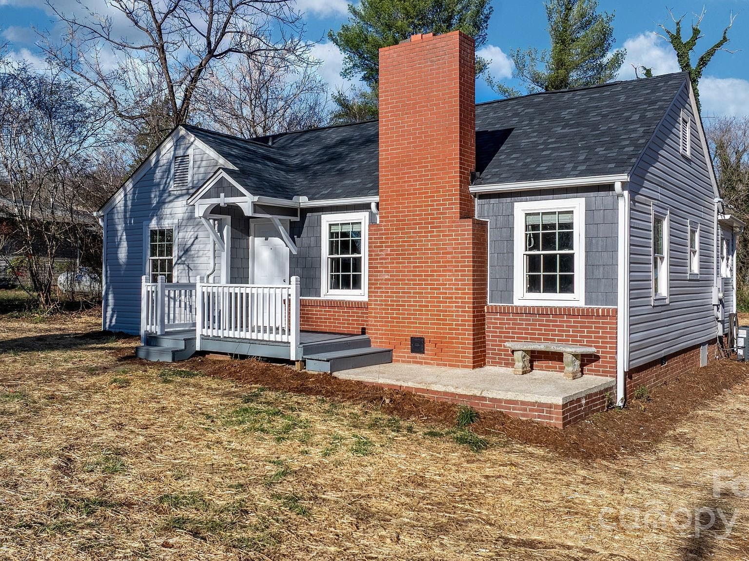 1226 Plaza St NW Lenoir, NC 28645 - Thumbnail 4