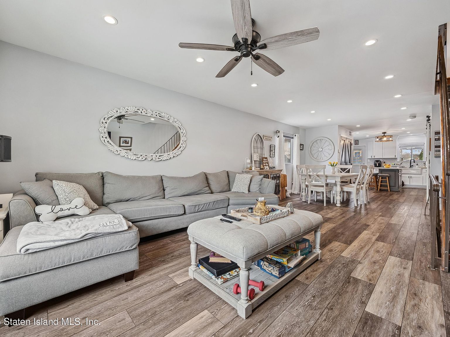 151 Amity Pl Staten Island, NY 10303 - Thumbnail 4