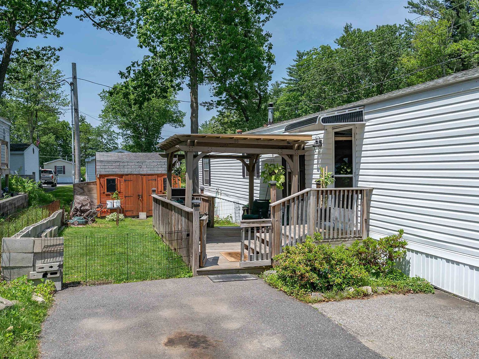 139 Rockingham Rd LOT 21 Derry, NH 03038 - Thumbnail 4