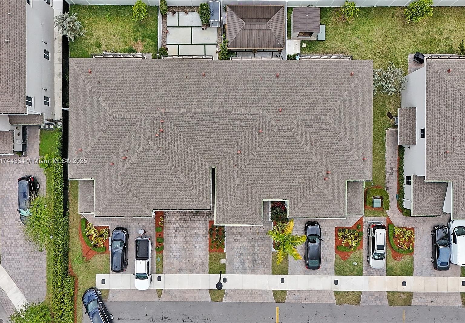 838 SE 17th St Homestead, FL 33034 - Thumbnail 4