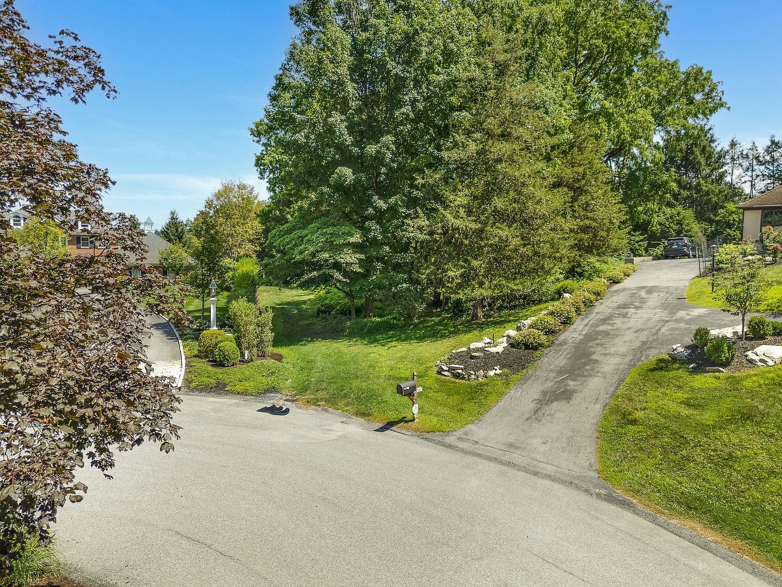 16 Kingwood Ln Poughkeepsie, NY 12601 - Thumbnail 4