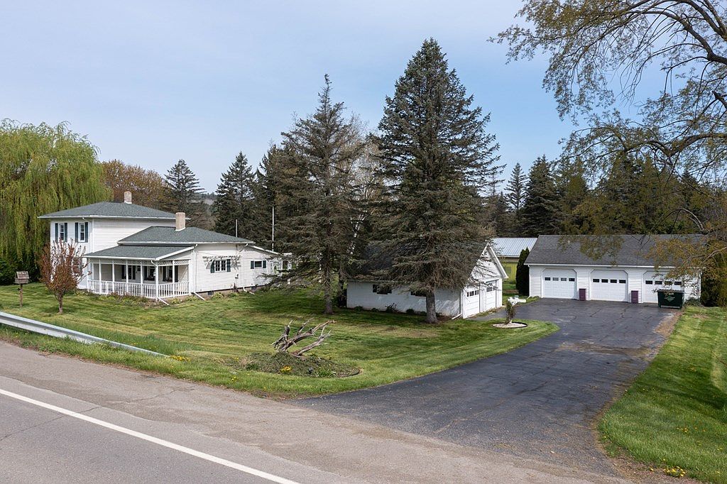 9199 Smith Rd Painted Post, NY 14870 - Thumbnail 4