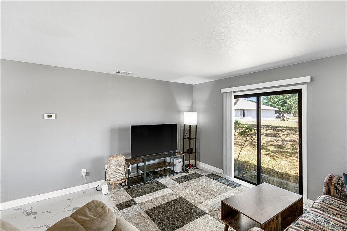 2046 7th Dr SW Vero Beach, FL 32962 - Thumbnail 4