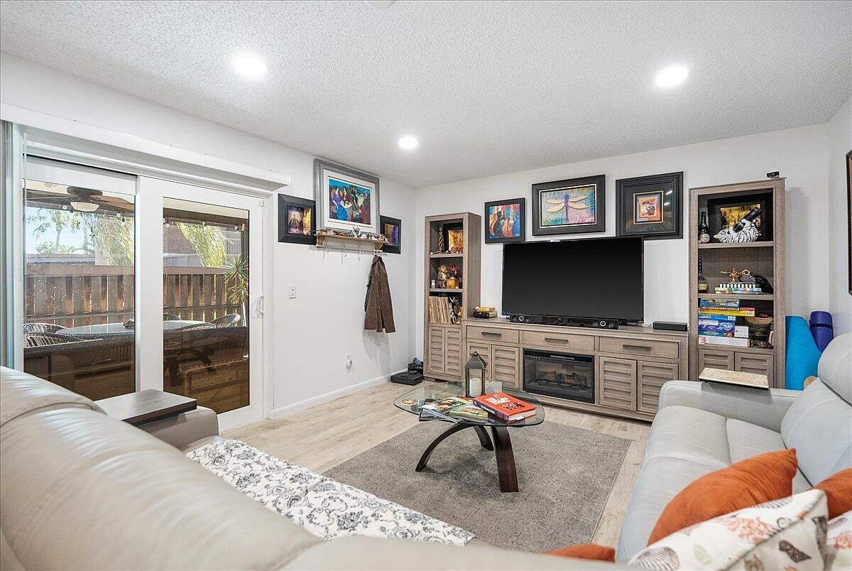 2604 SE King Arthurs Court D Pt Saint Lucie, FL 34952 - Thumbnail 4