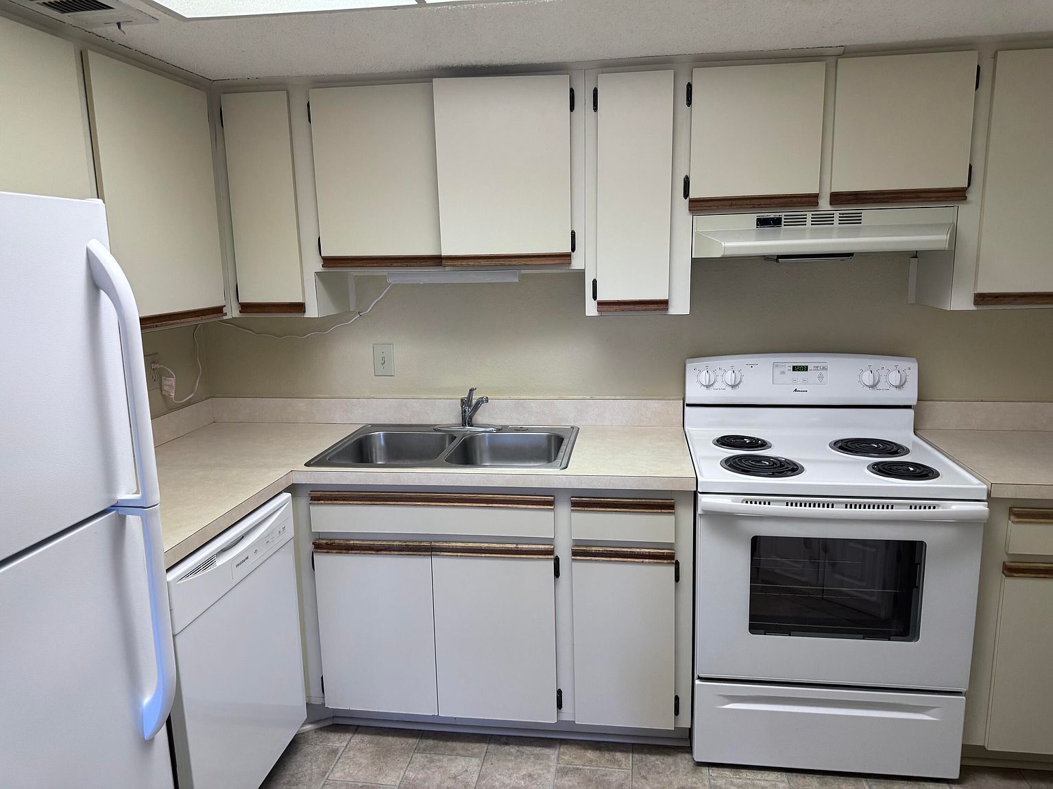 1532 SE Royal Green Cir APT O-202 Pt Saint Lucie, FL 34952 - Thumbnail 4