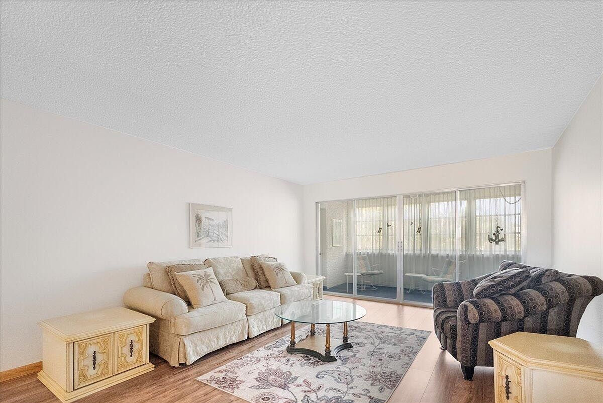 1551 NE 13th Ter APT A13 Jensen Beach, FL 34957 - Thumbnail 4