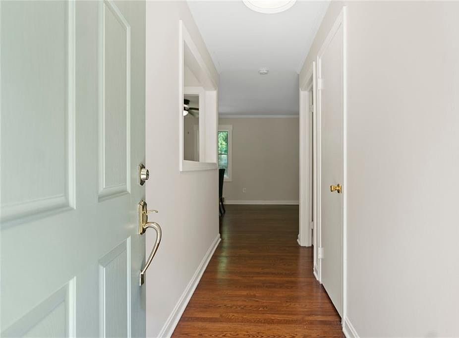 2483 Hunting Valley Dr Decatur, GA 30033 - Thumbnail 4