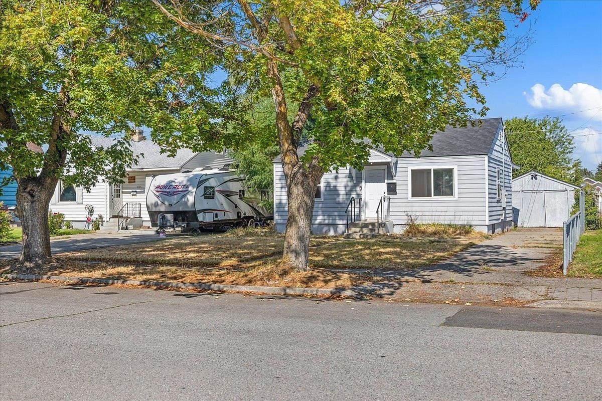 2123 E Heroy Ave Spokane, WA 99207 - Thumbnail 4