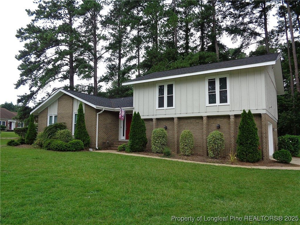 201 Rivenoak Dr Fayetteville, NC 28303 - Thumbnail 4