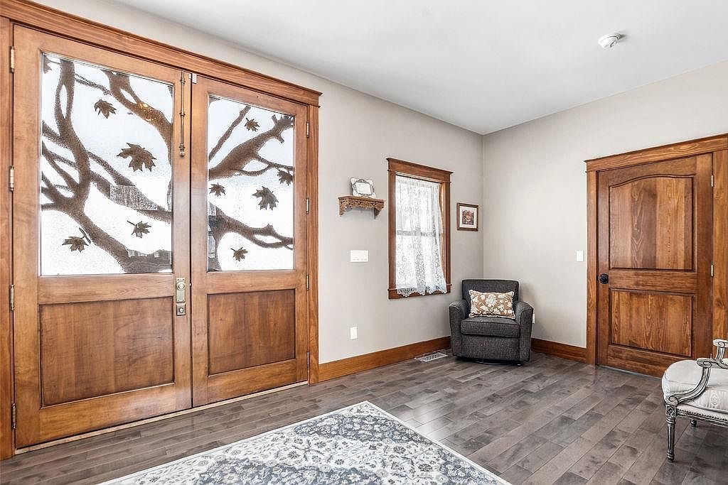 22 Tips Cove Rd Wolfeboro, NH 03894 - Thumbnail 4