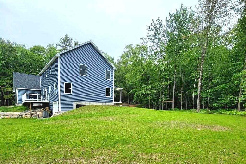 633 E Side Dr Alton Bay, NH 03810 - Thumbnail 4
