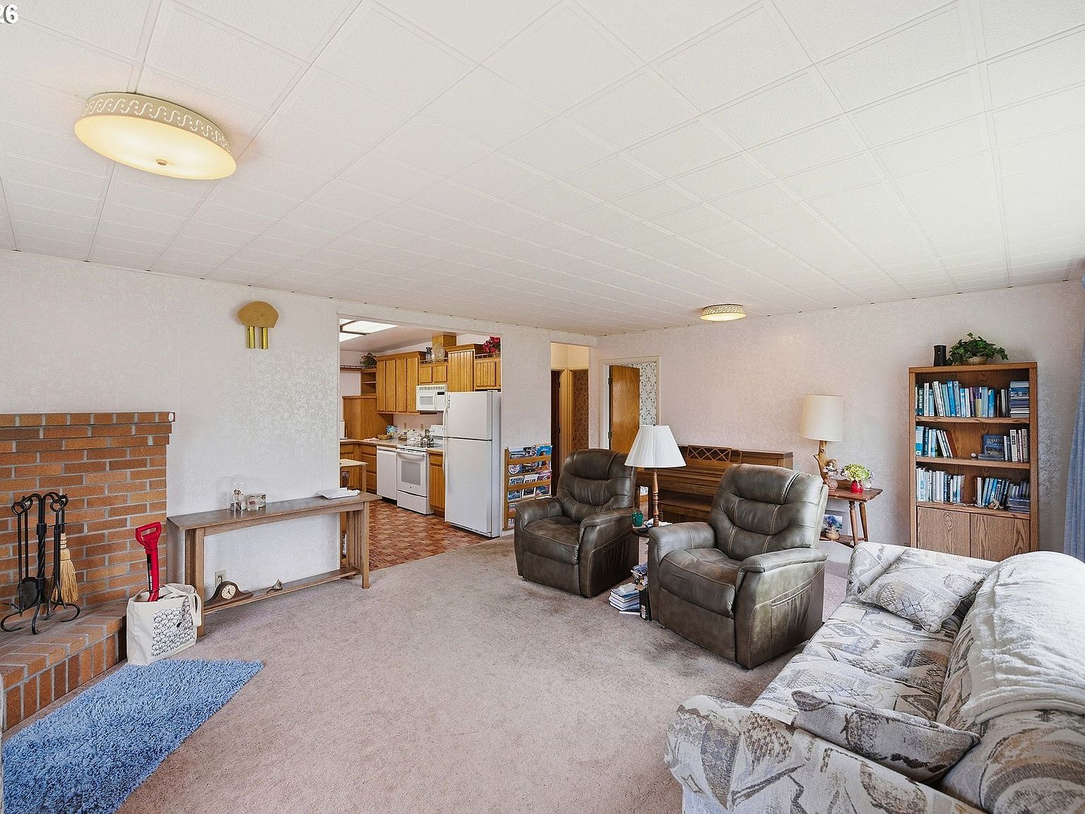 830 Chicago Ave SE Bandon, OR 97411 - Thumbnail 4