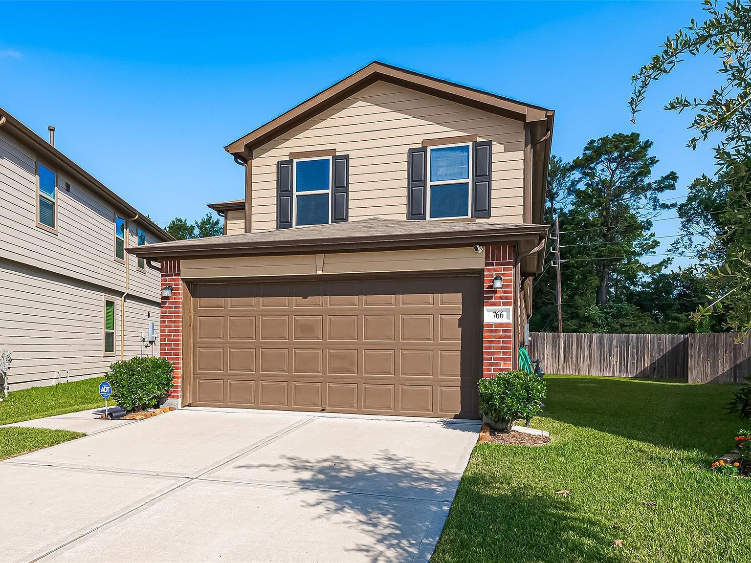 766 Hardwood Grove Ct Houston, TX 77090 - Thumbnail 4