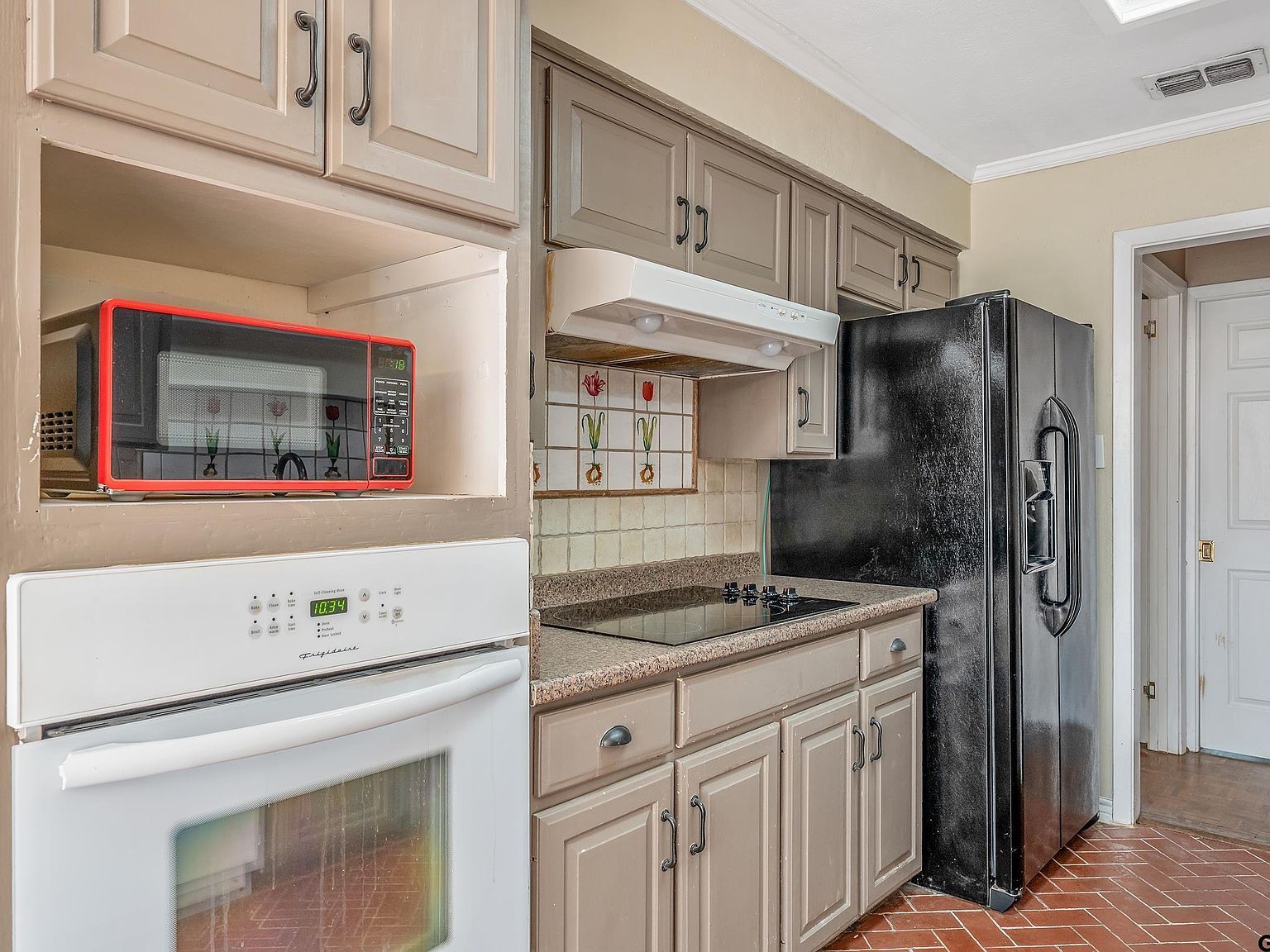 608 Top Hill Dr Tyler, TX 75703 - Thumbnail 4