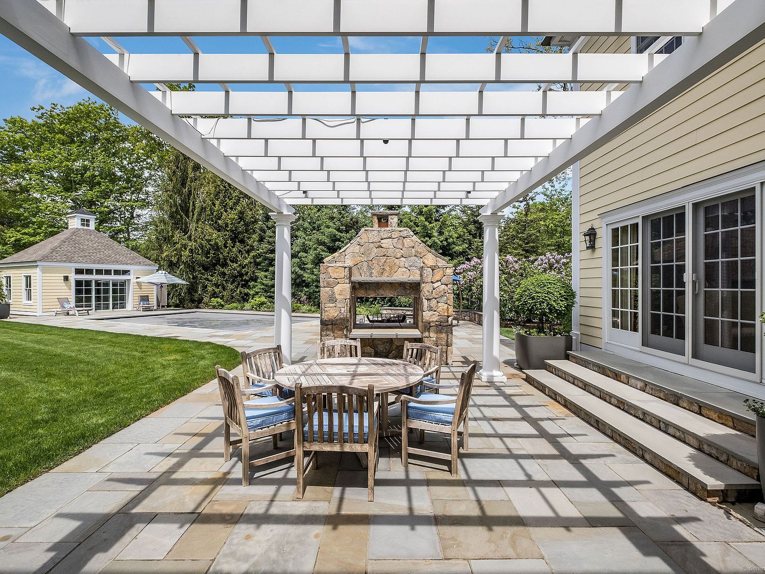 37 Lantern Hill Rd Madison, CT 06443 - Thumbnail 4