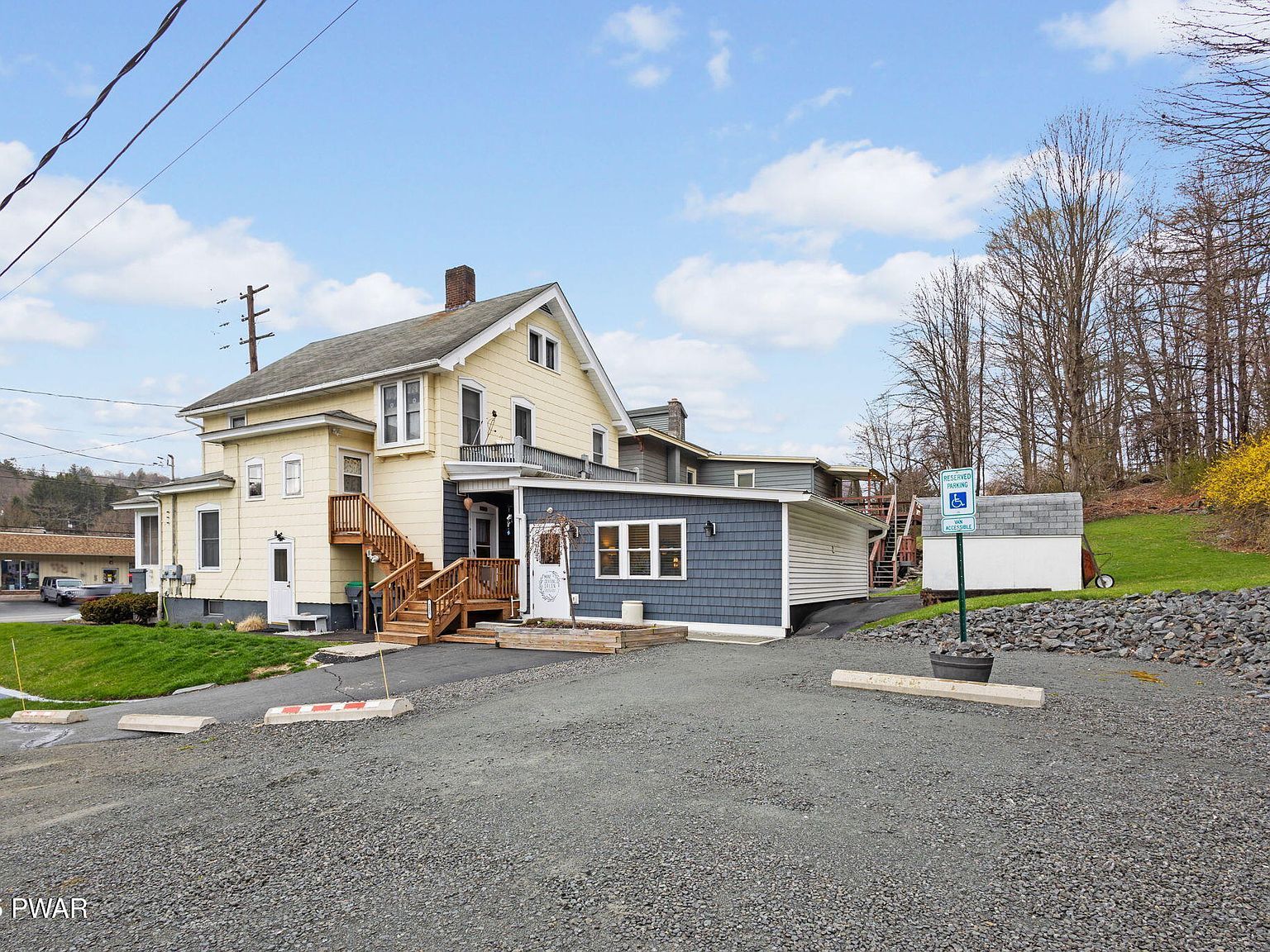 225 Willow Ave Honesdale, PA 18431 - Thumbnail 4