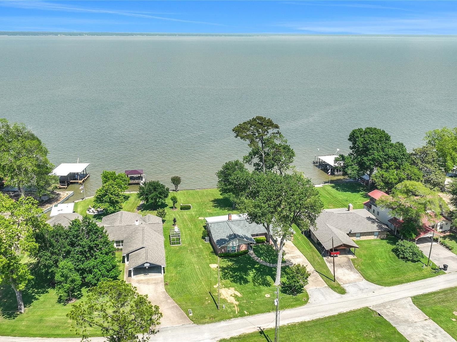 600 High Crest Dr Pointblank, TX 77364 - Thumbnail 4