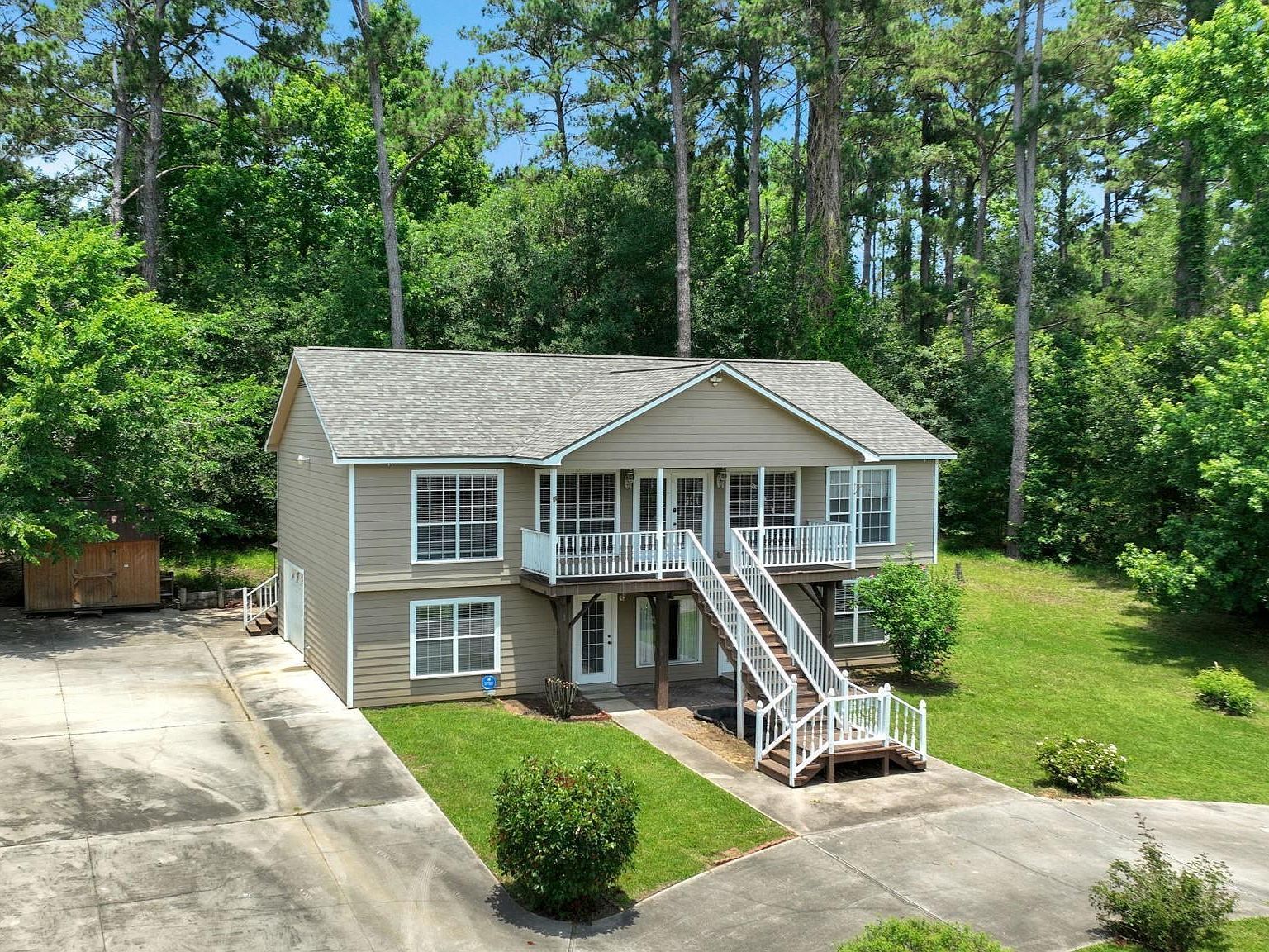 360 Holiday Ln Coldspring, TX 77331 - Thumbnail 4