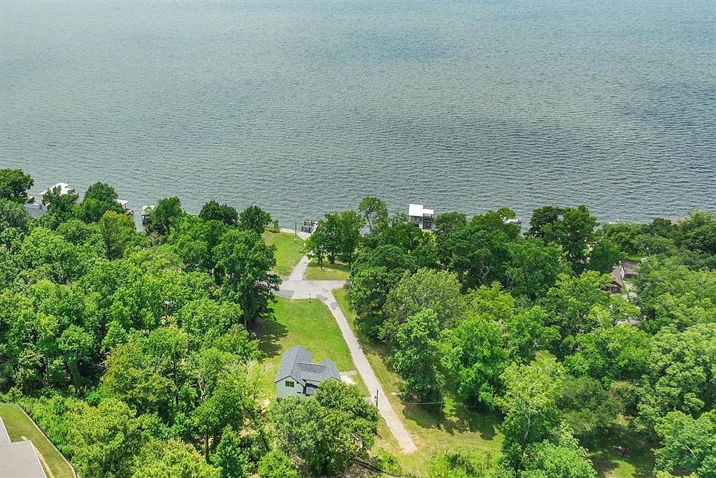 118 Hickory Pnes Livingston, TX 77351 - Thumbnail 4