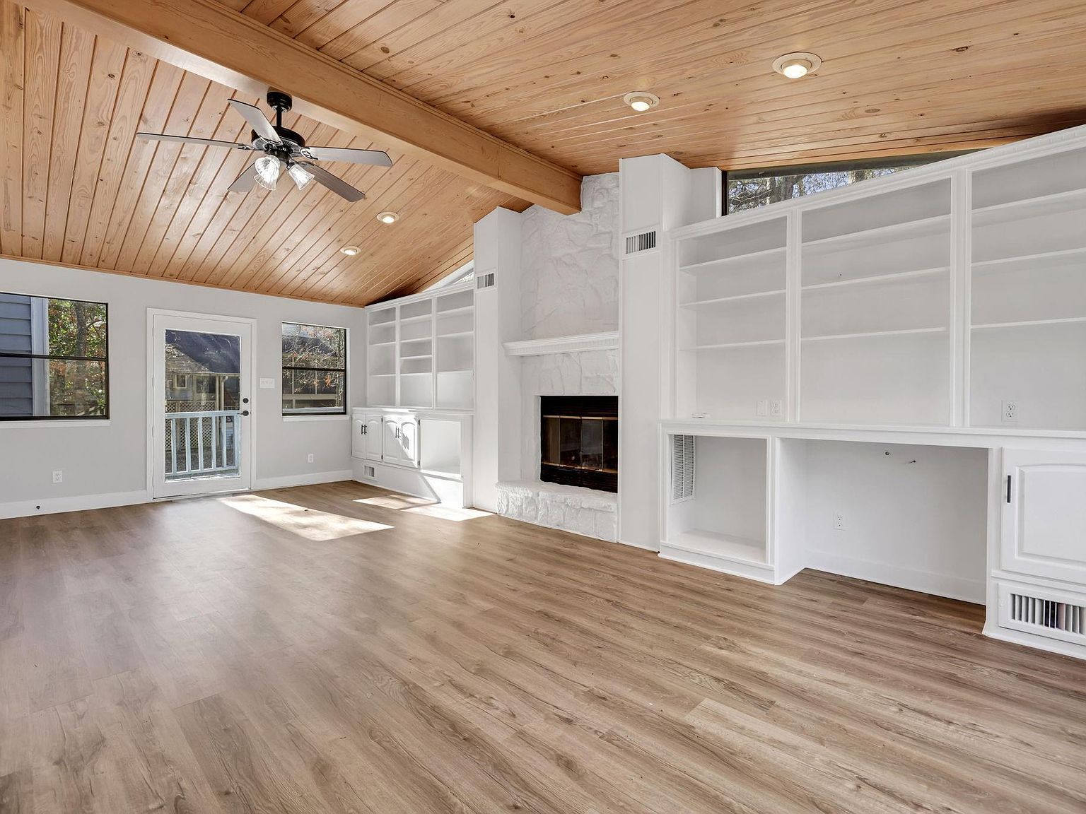 330 N Fairway Loop Coldspring, TX 77331 - Thumbnail 4