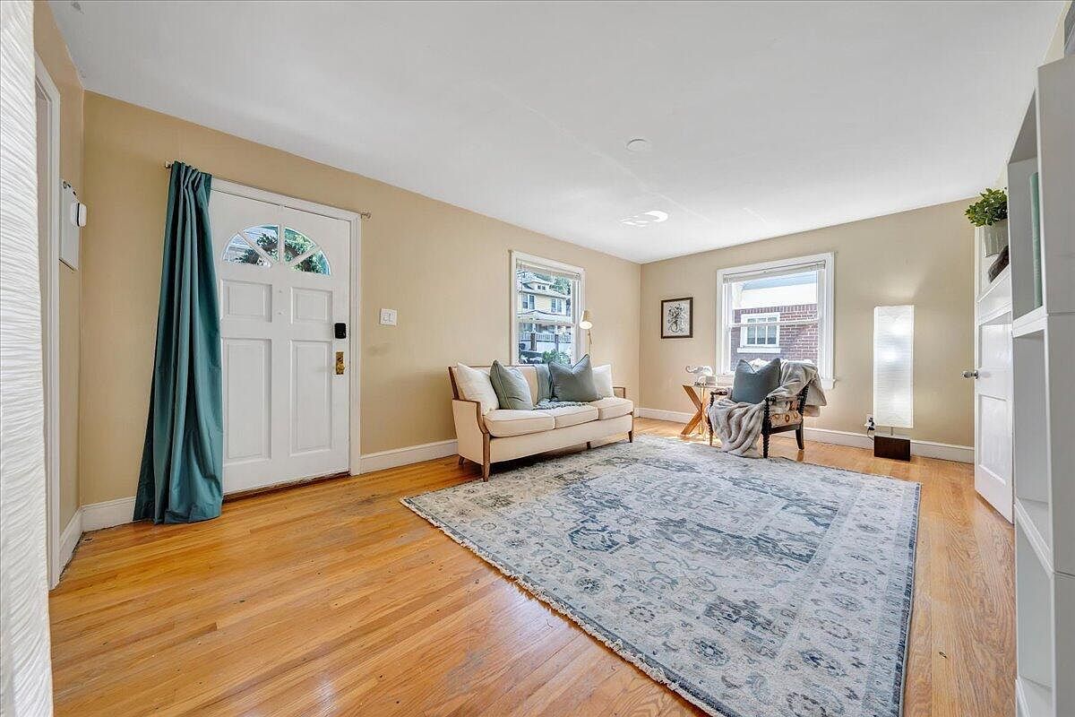 1130 Kerns Ave SW Roanoke, VA 24015 - Thumbnail 4