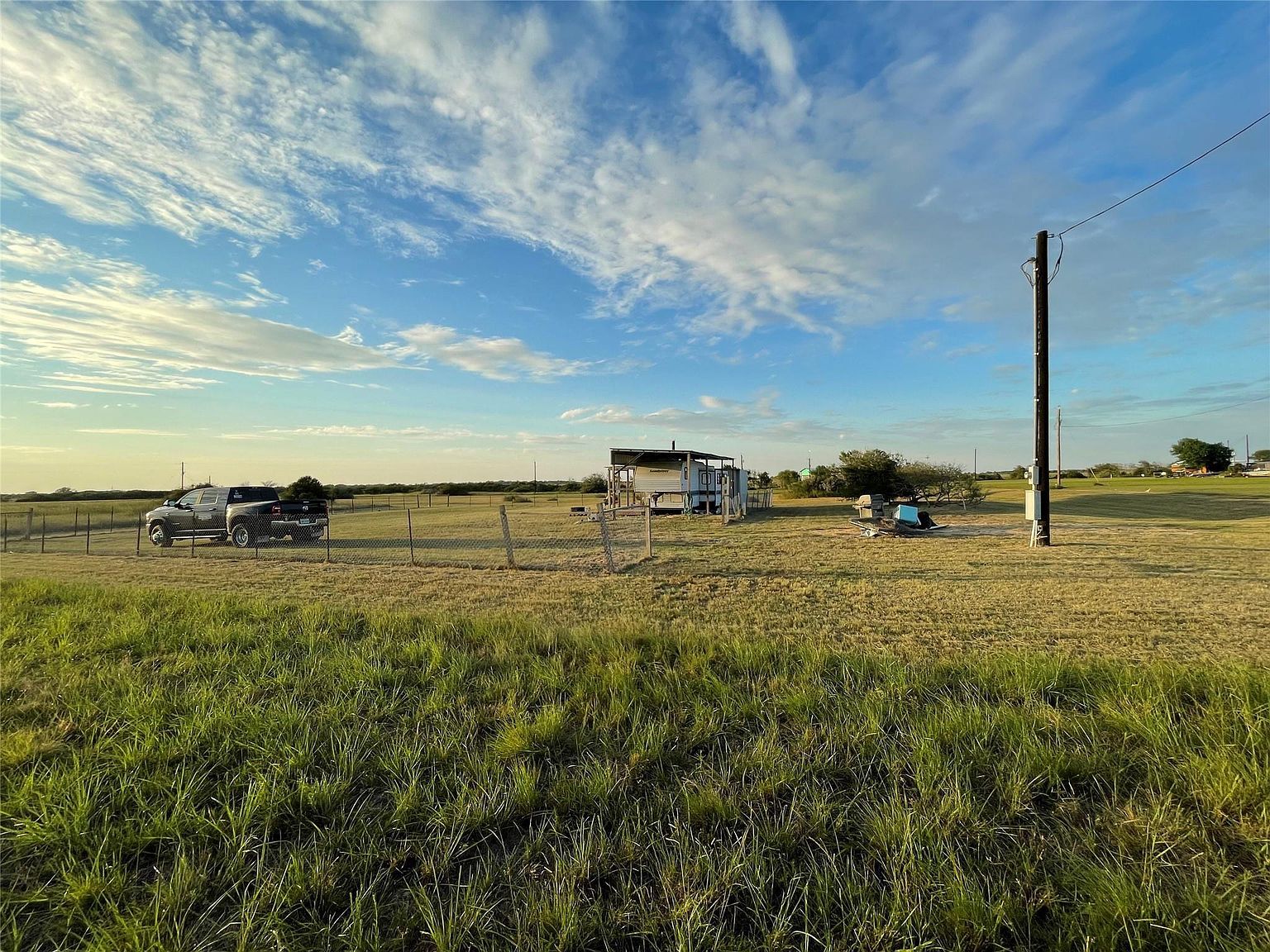 182 Swordfish Ln Palacios, TX 77465 - Thumbnail 4