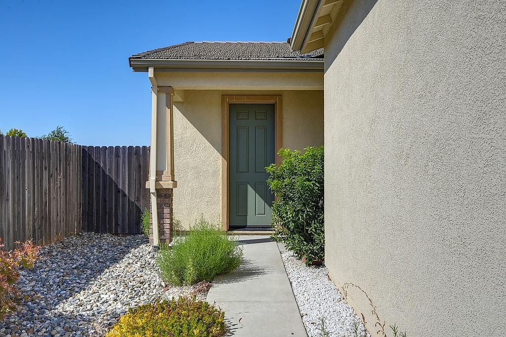 7905 Springarden Way Sacramento, CA 95828 - Thumbnail 4