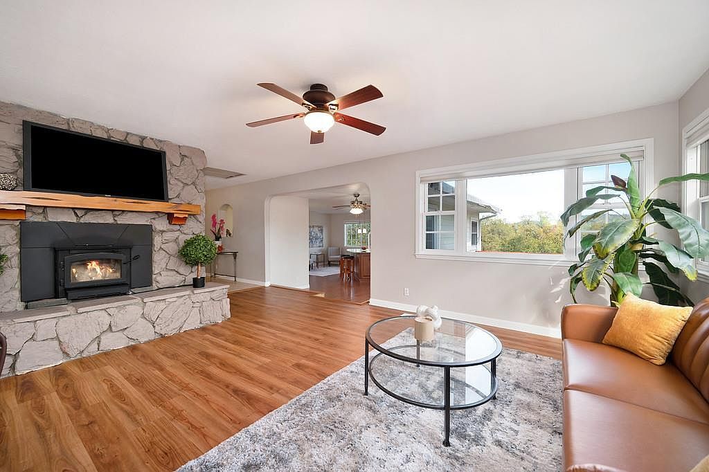 1244 Cold Springs Rd Placerville, CA 95667 - Thumbnail 4