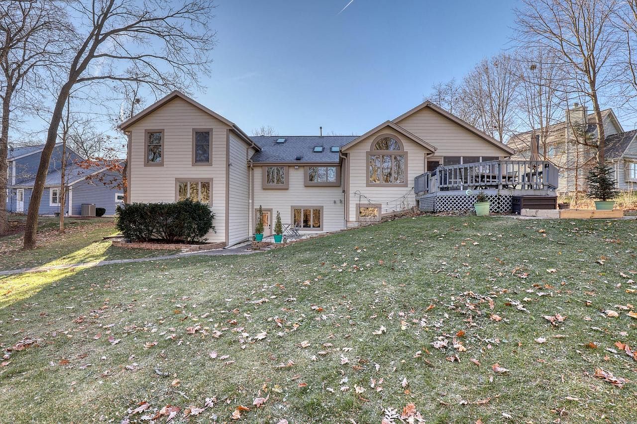 S77W19942 Holly Patch Ct Muskego, WI 53150 - Thumbnail 4