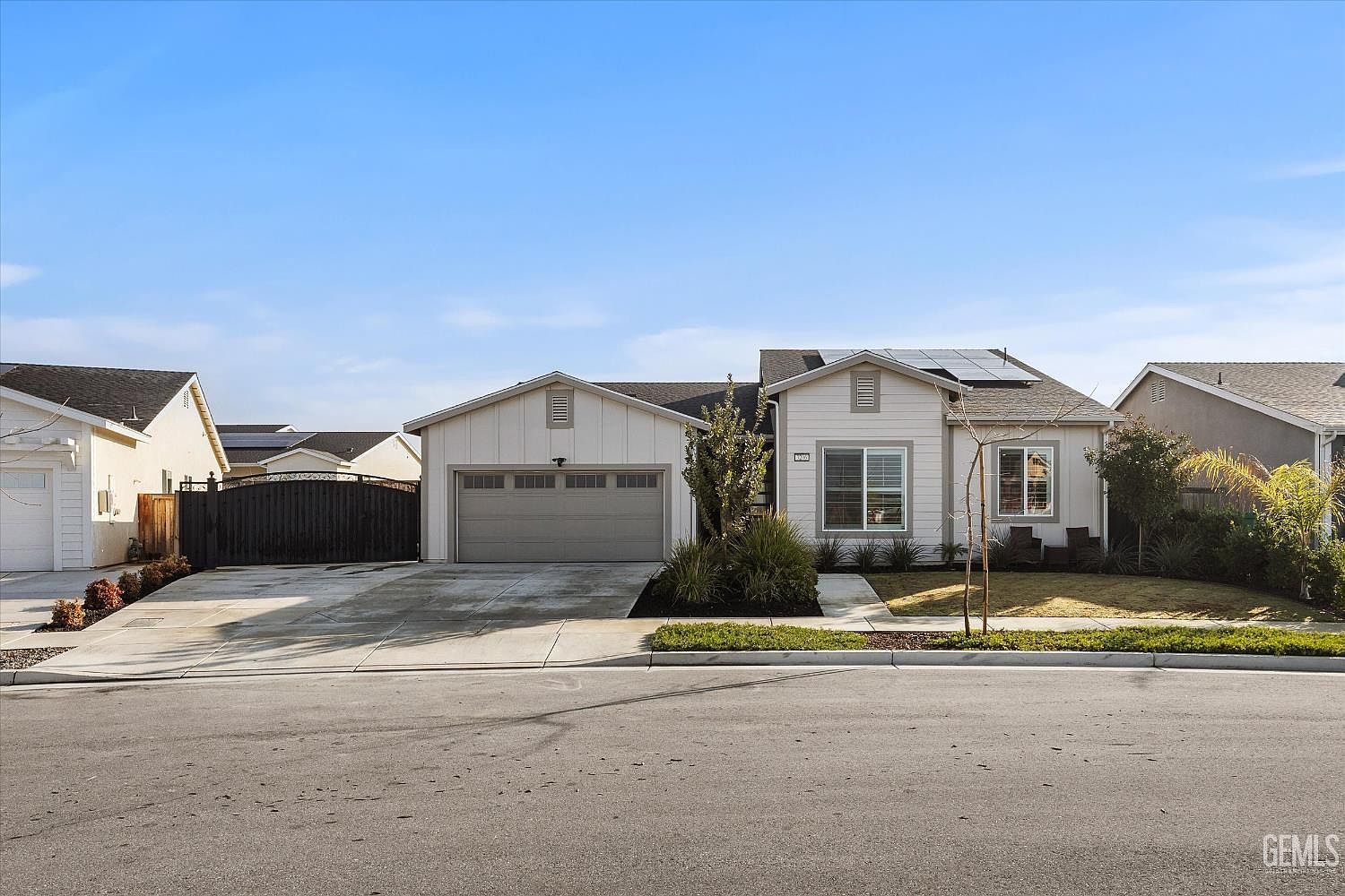 3206 Spruce Park Way Shafter, CA 93263 - Thumbnail 4